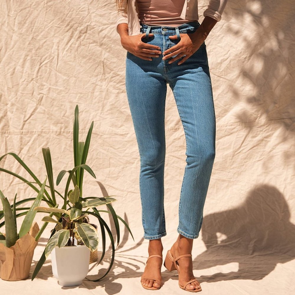 Levi's Women's Skinny Jeans in Light Blue Denim
